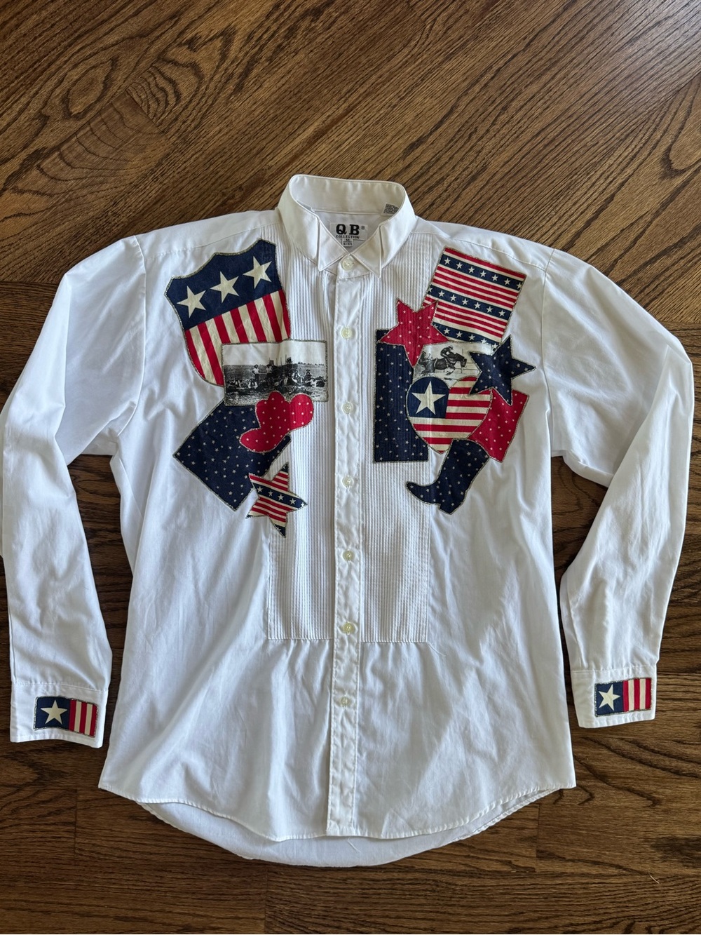 QB Collection M Vintage White Button down Horsemanship western Americana Rodeo